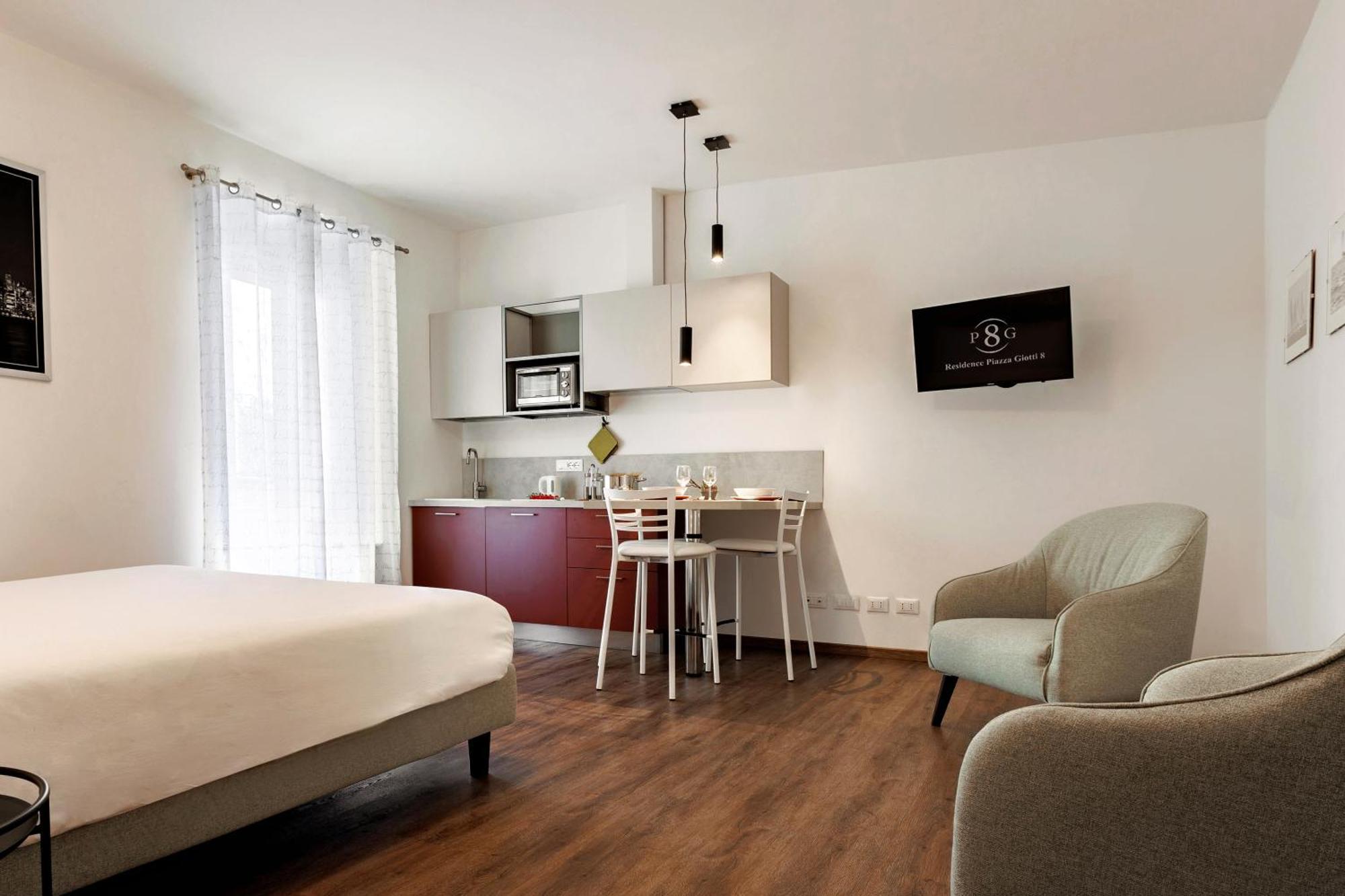 Residence Piazza Giotti 8 Triëst Buitenkant foto